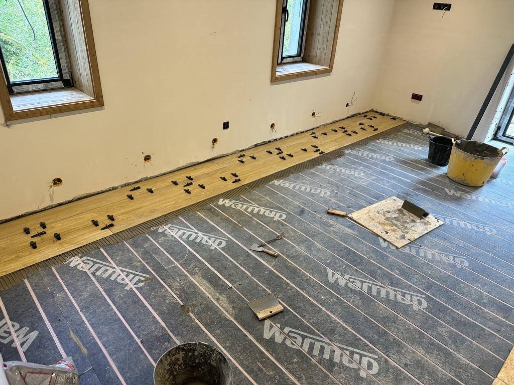 Wet underfloor heating