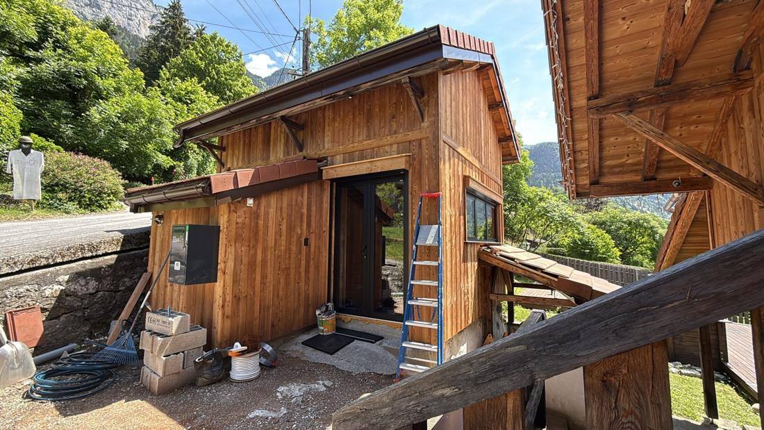 The barn’s timber front